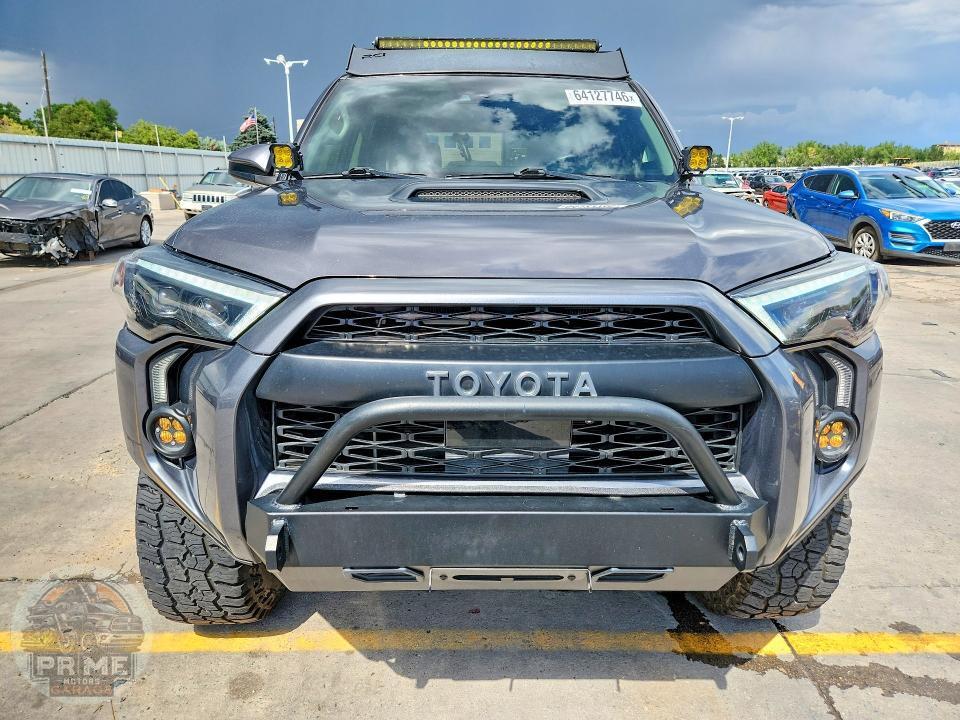 2020 TOYOTA 4RUNNER — фото 5