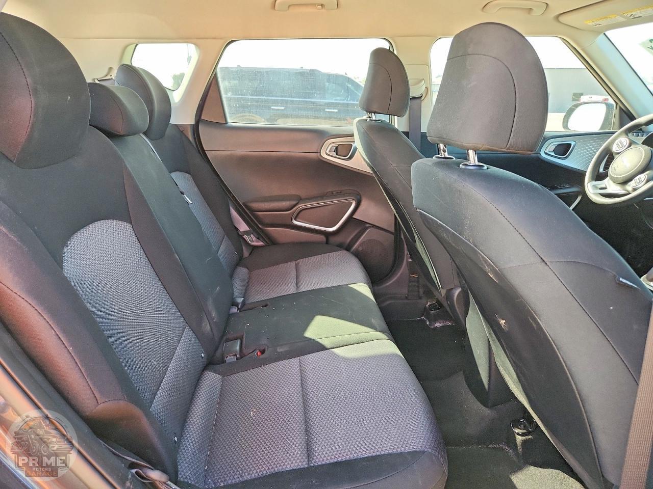 2025 KIA SOUL — фото 10
