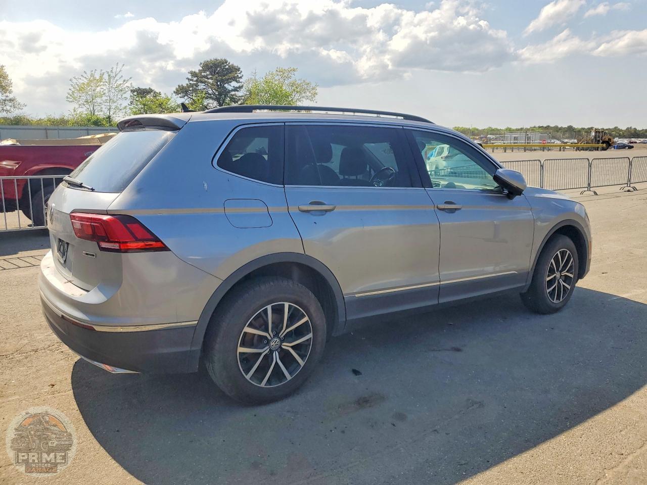 2021 VOLKSWAGEN TIGUAN — фото 6