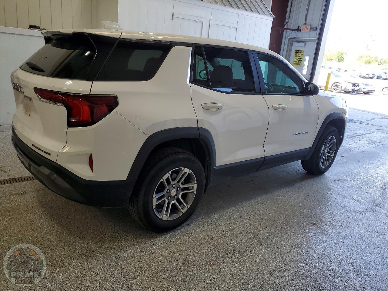 2025 GMC TERRAIN — фото 12