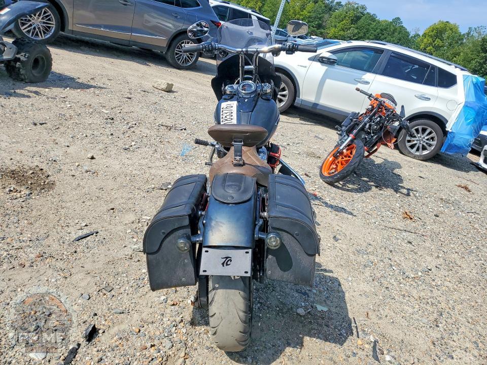 2019 HARLEY-DAVIDSON FLSL (SOFTAIL SLIM) — фото 4