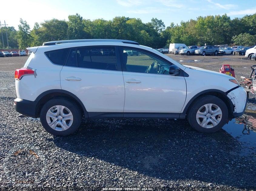 2015 TOYOTA RAV4 LE — фото 13