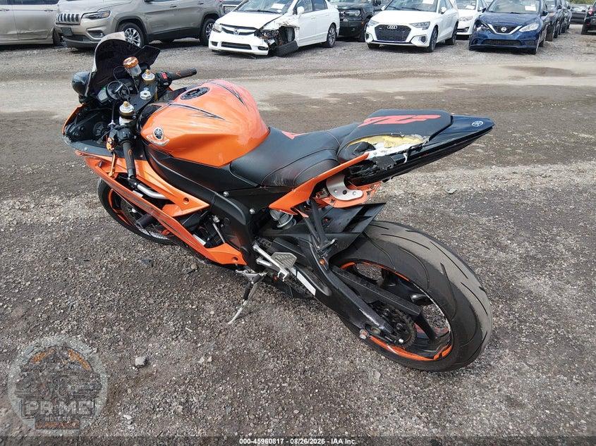 2009 YAMAHA YZFR6 — фото 3