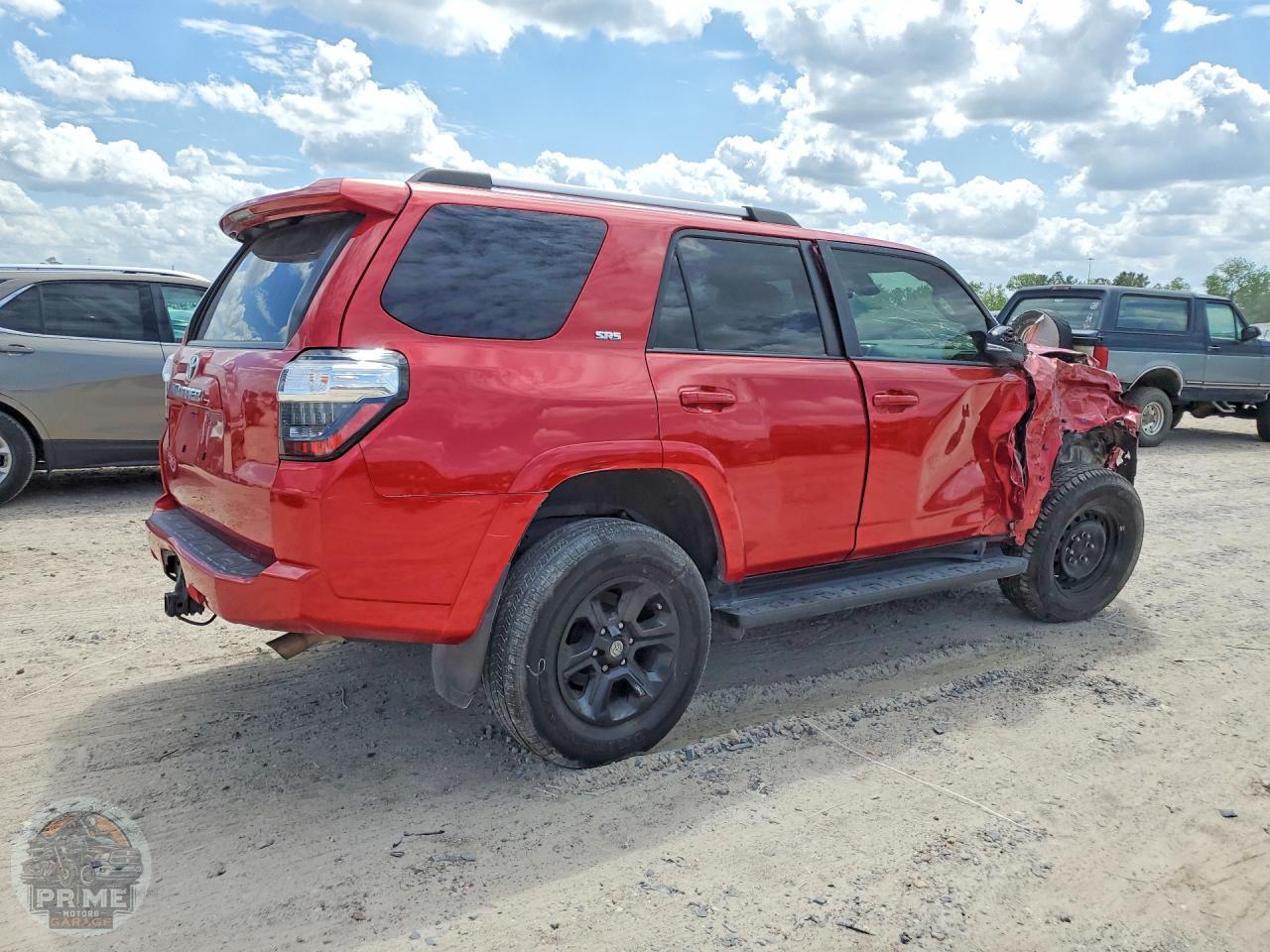 2021 TOYOTA 4RUNNER — фото 3