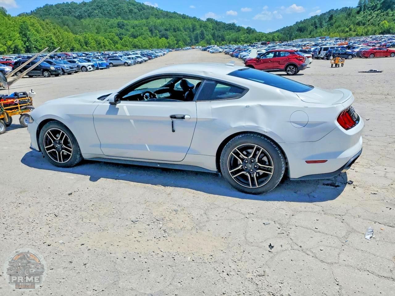 2020 FORD MUSTANG — фото 2