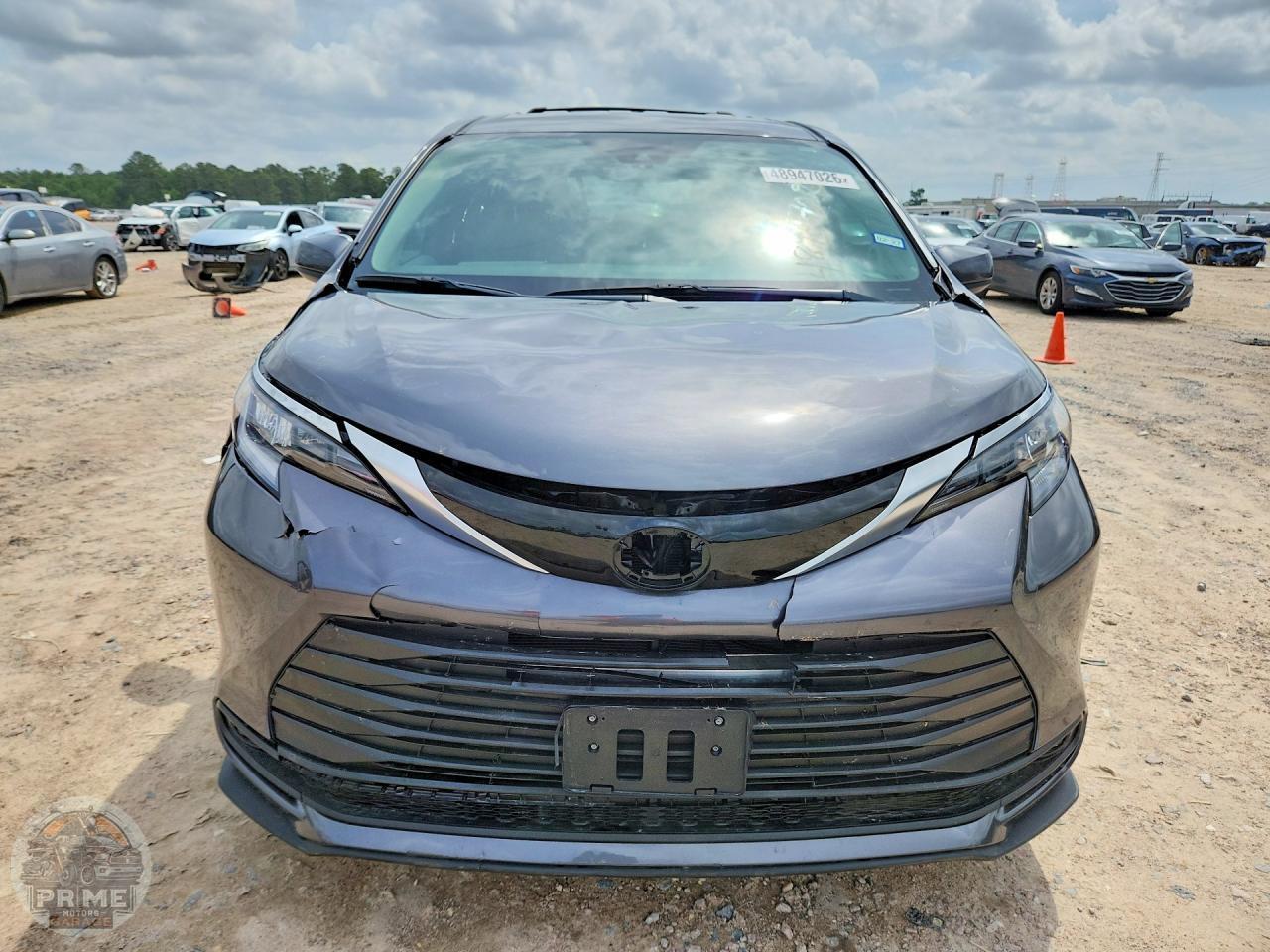2025 TOYOTA SIENNA — фото 5