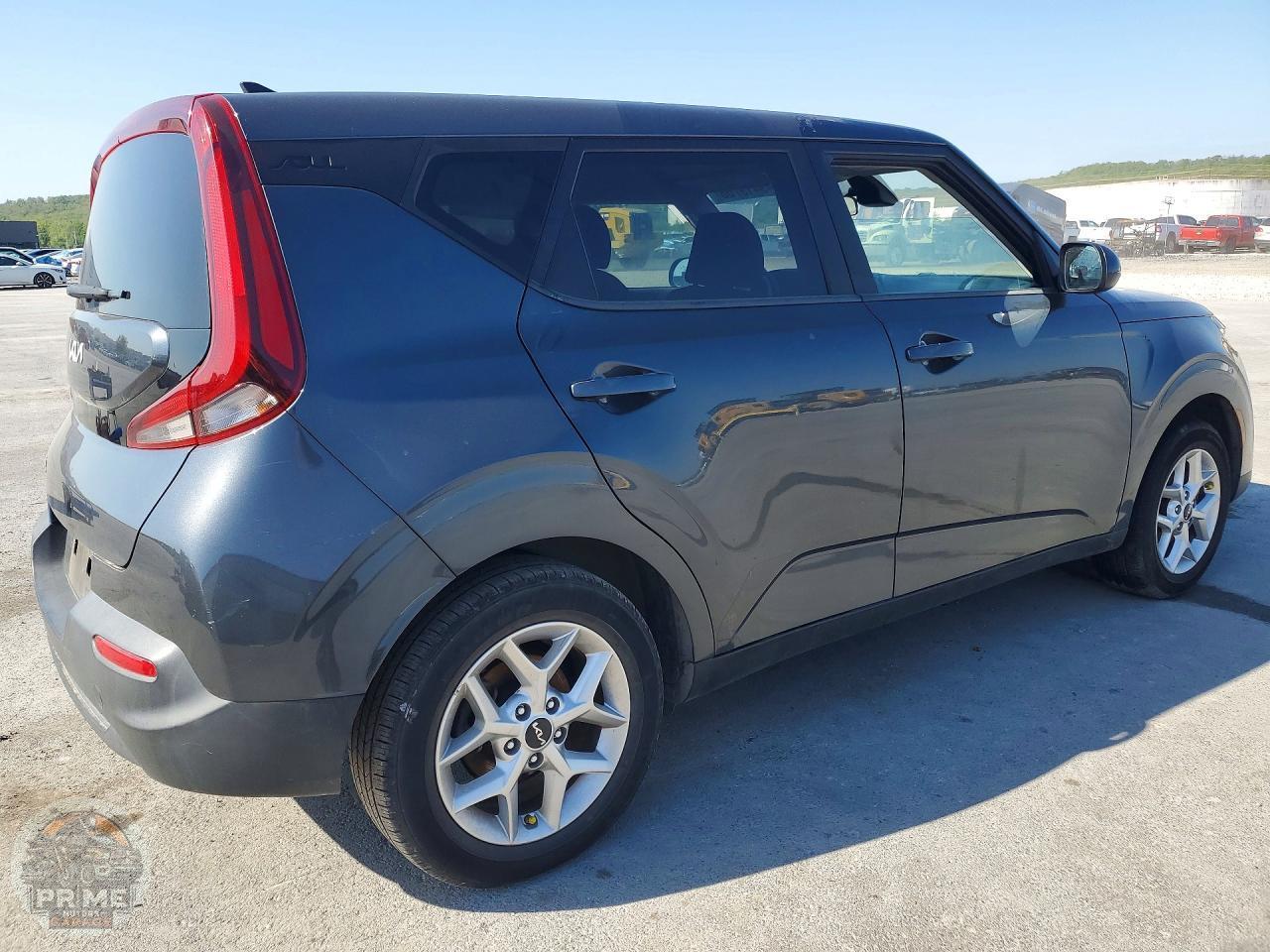 2022 KIA SOUL — фото 3