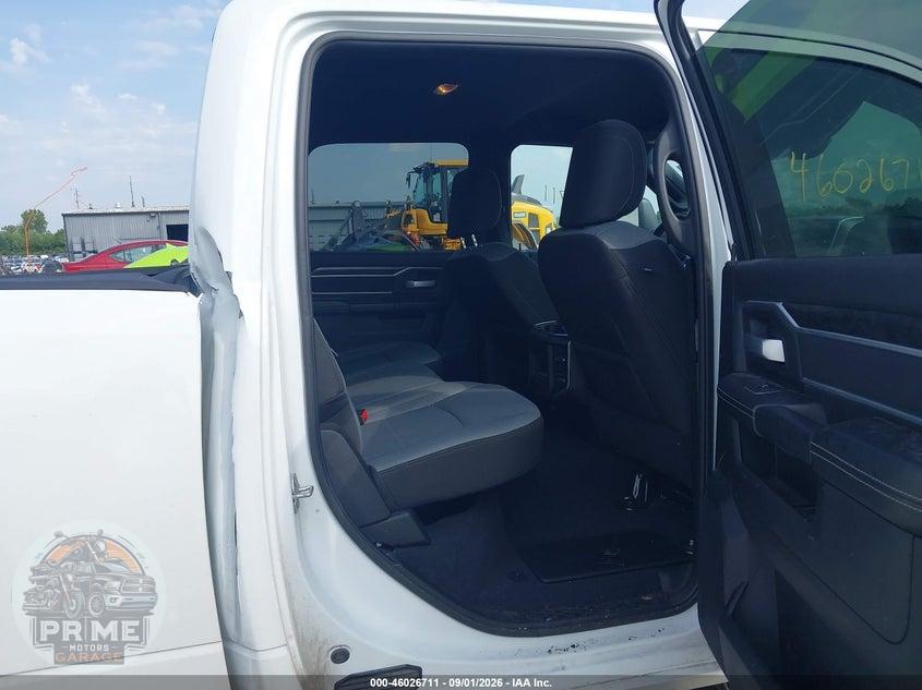 2024 RAM 2500 BIG HORN  4X4 6'4 BOX — фото 8