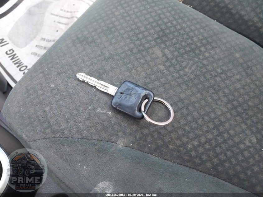 2012 NISSAN VERSA 1.8 S — фото 11