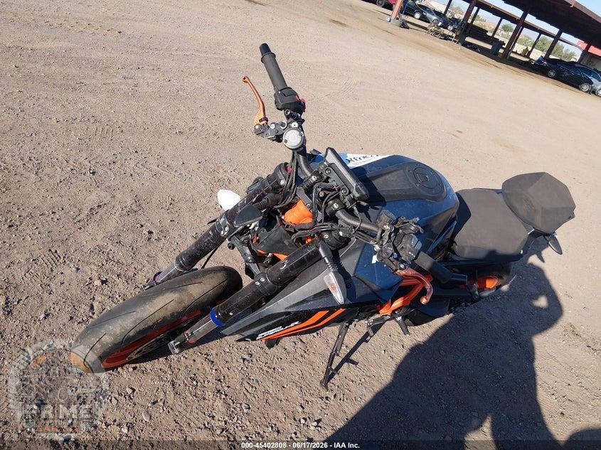 2023 KTM 1290 SUPER DUKE R — фото 2