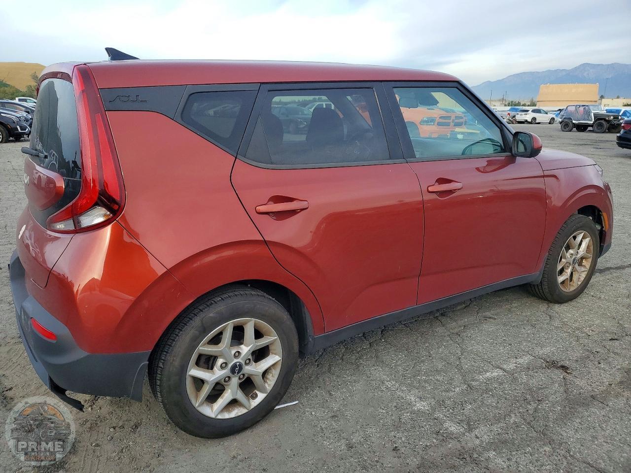 2022 KIA SOUL — фото 3
