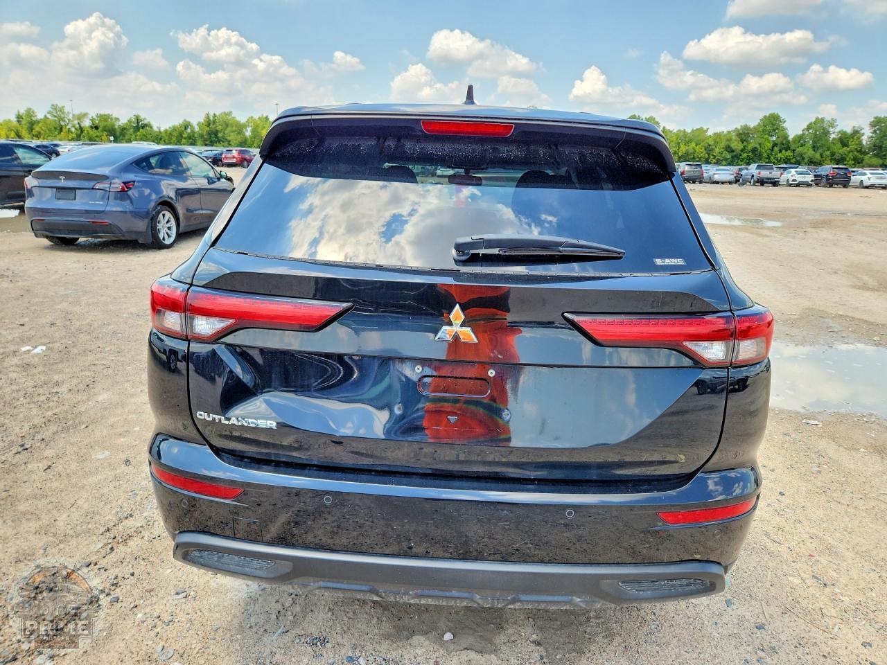 2022 MITSUBISHI OUTLANDER — фото 11