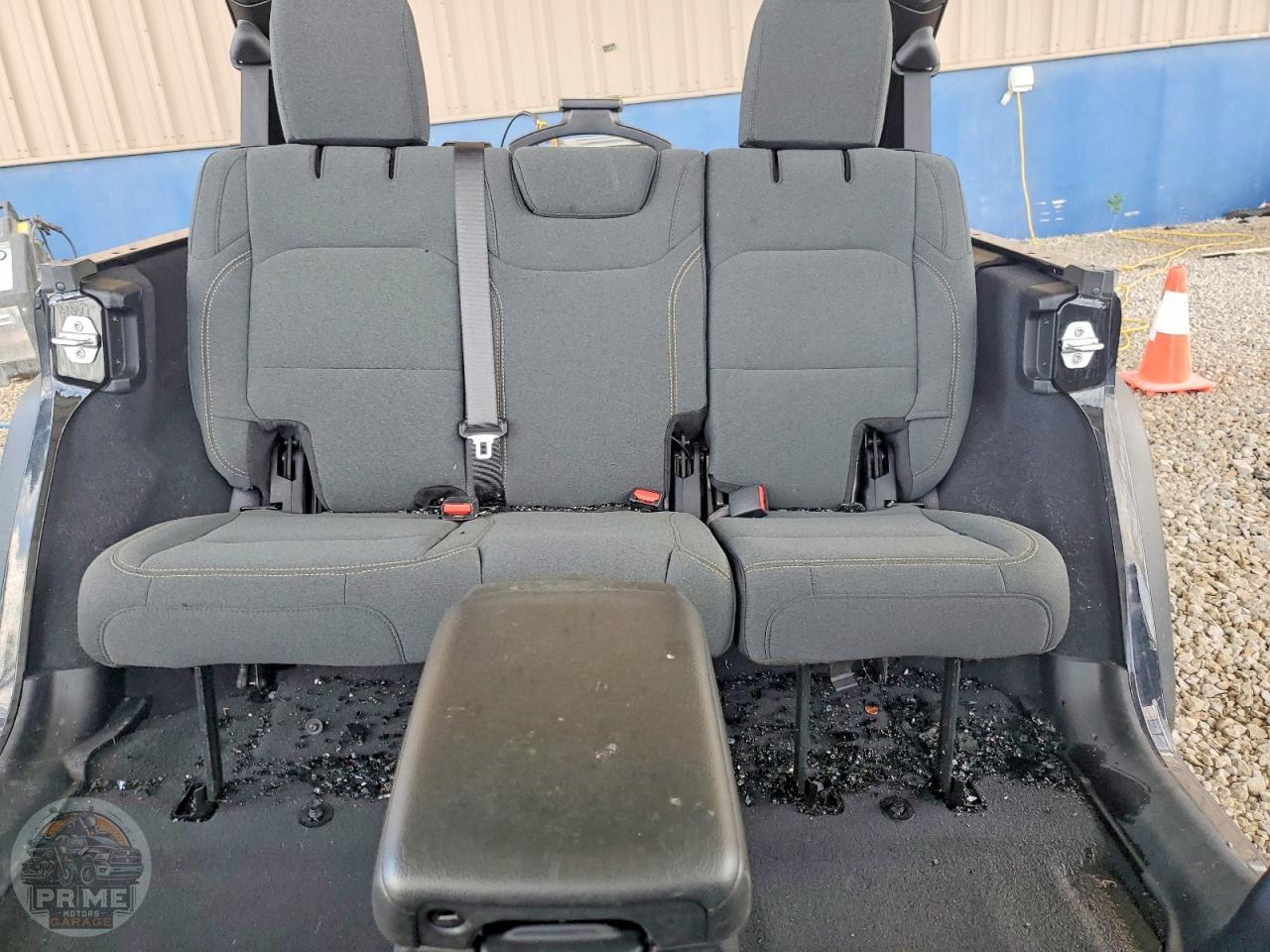 2025 JEEP WRANGLER — фото 10