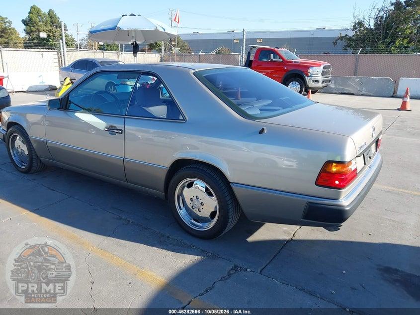 1990 MERCEDES-BENZ 300 CE — фото 3