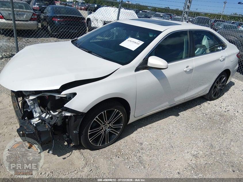 2016 TOYOTA CAMRY SE — фото 2