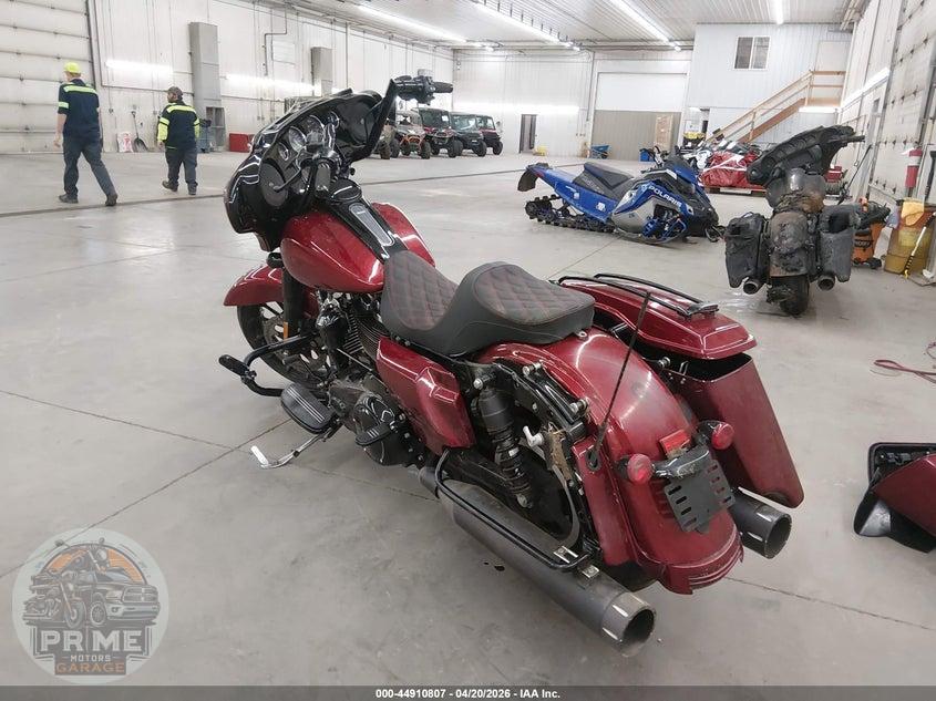 2018 HARLEY-DAVIDSON FLHXS (STREET GLIDE SPECIAL) STREET GLIDE SPECIAL — фото 3
