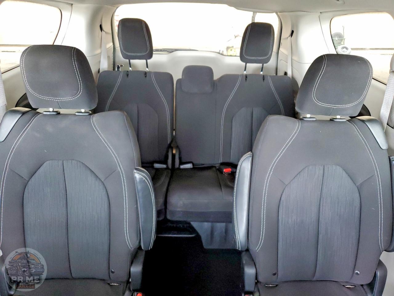 2023 CHRYSLER VOYAGER — фото 20