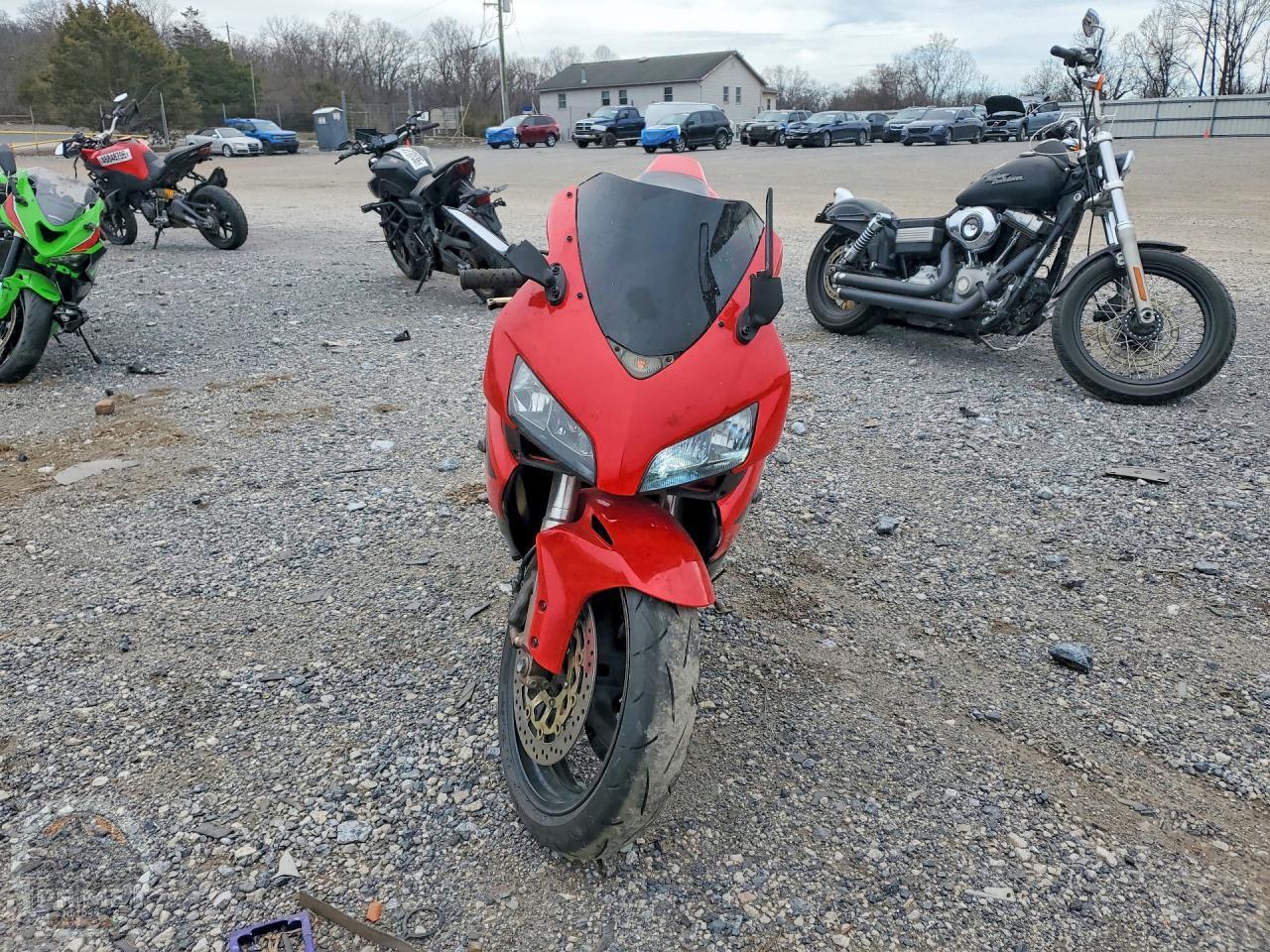 2004 HONDA CBR1000 — фото 5