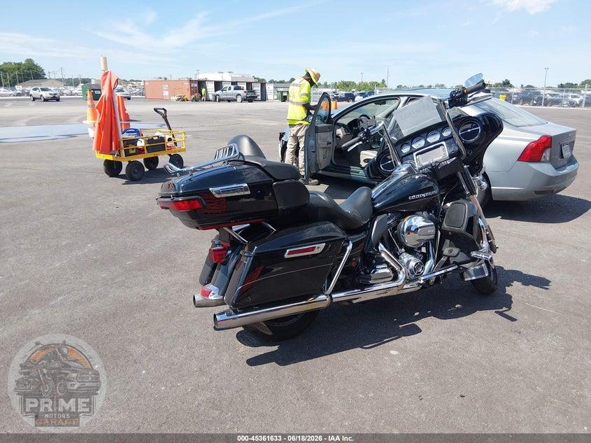 2015 HARLEY-DAVIDSON FLHTK (ULTRA LIMITED) ULTRA LIMITED — фото 4