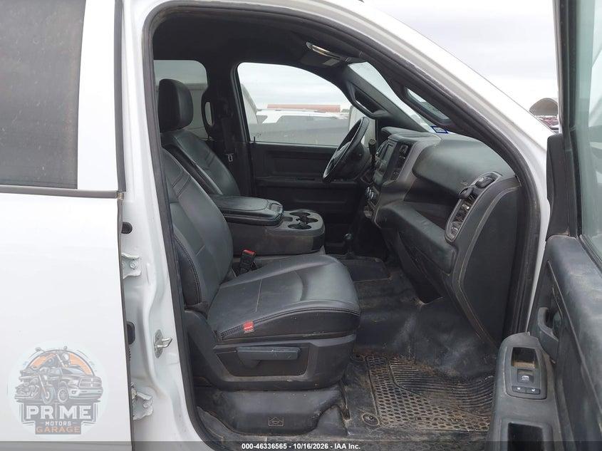 2023 RAM 2500 TRADESMAN  4X4 6'4 BOX — фото 5