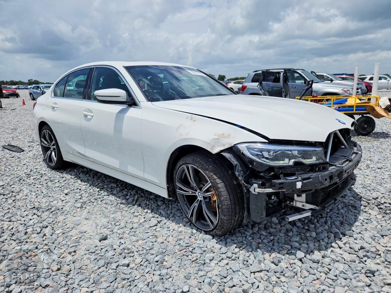 2021 BMW 3 SERIES — фото 4