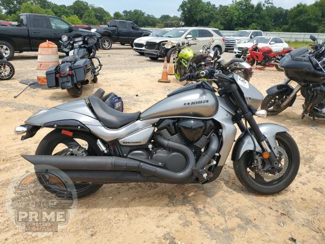 2020 SUZUKI VZR1800