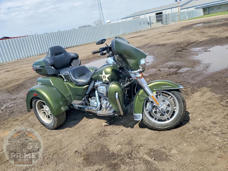 2022 HARLEY-DAVIDSON FLHTCUTG (TRI GLIDE ULTRA CLASSIC)