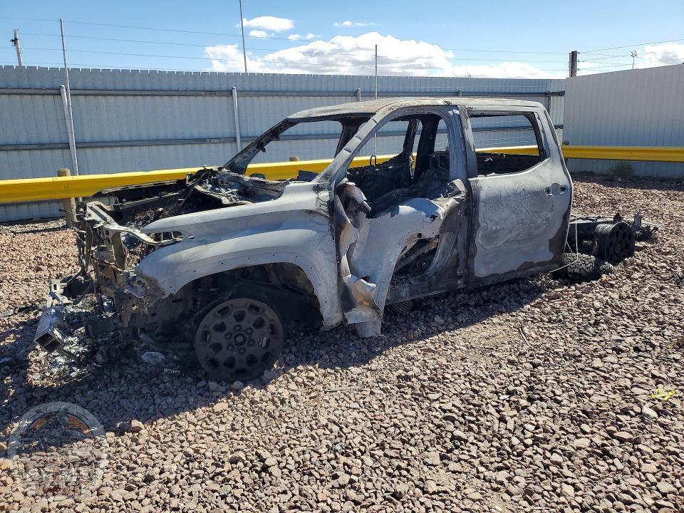 2025 TOYOTA TUNDRA