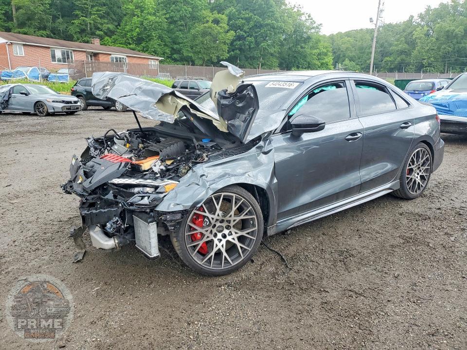 2025 AUDI RS3