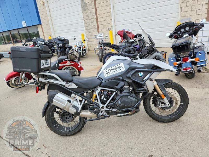 2021 BMW R