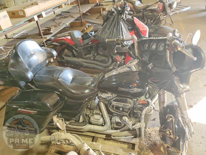 2022 HARLEY-DAVIDSON FLHX (STREET GLIDE)