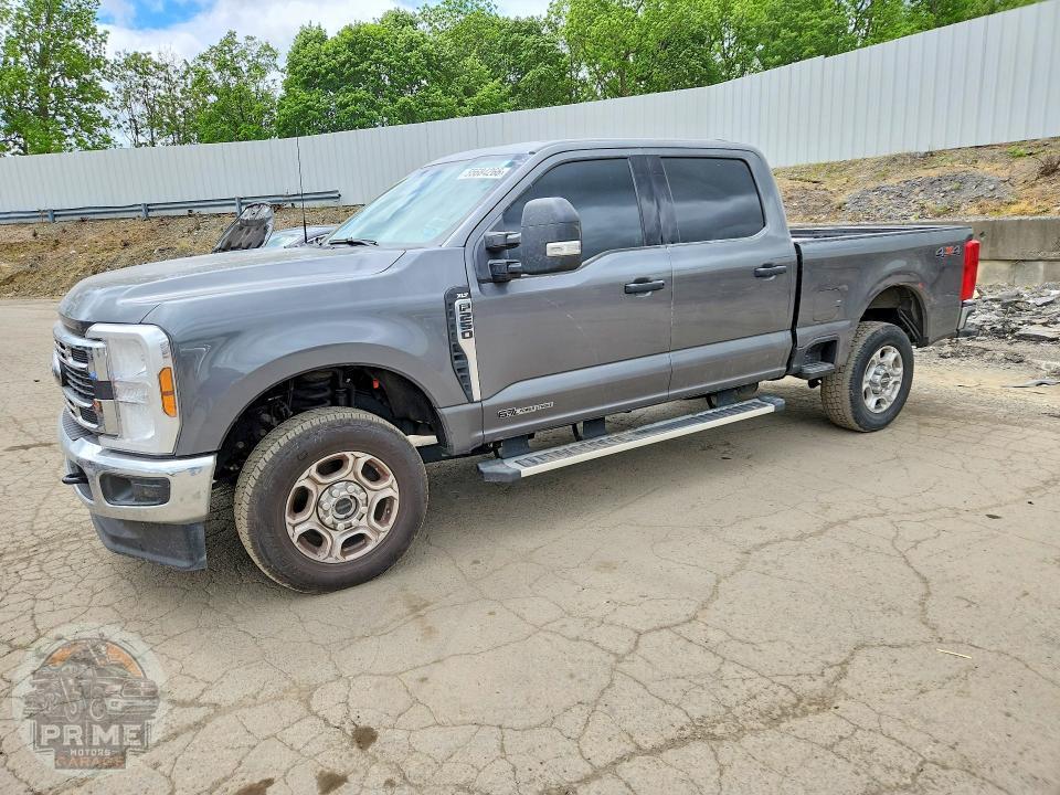 2025 FORD F 250