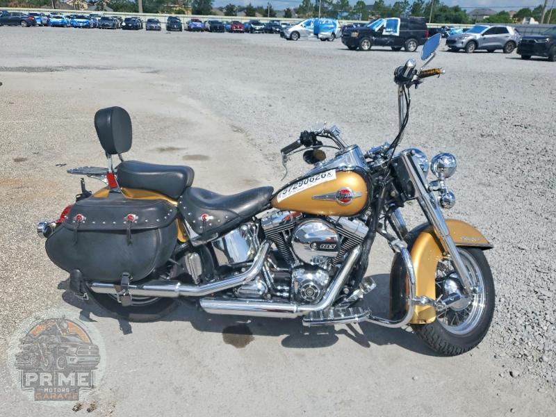 2017 HARLEY-DAVIDSON FLSTC (HERITAGE SOFTAIL CLASSIC)