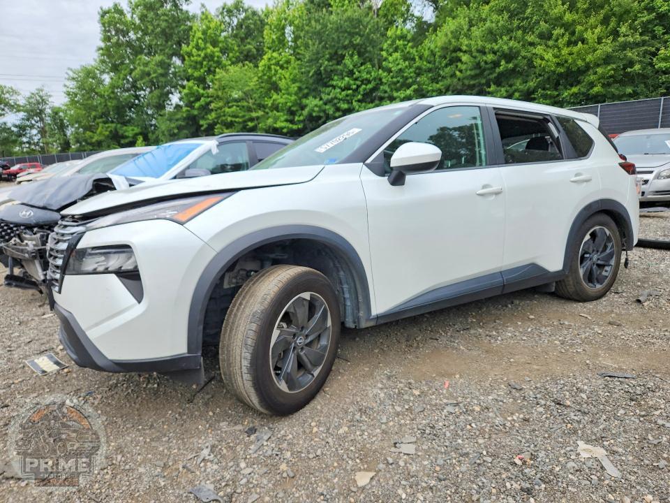 2024 NISSAN ROGUE