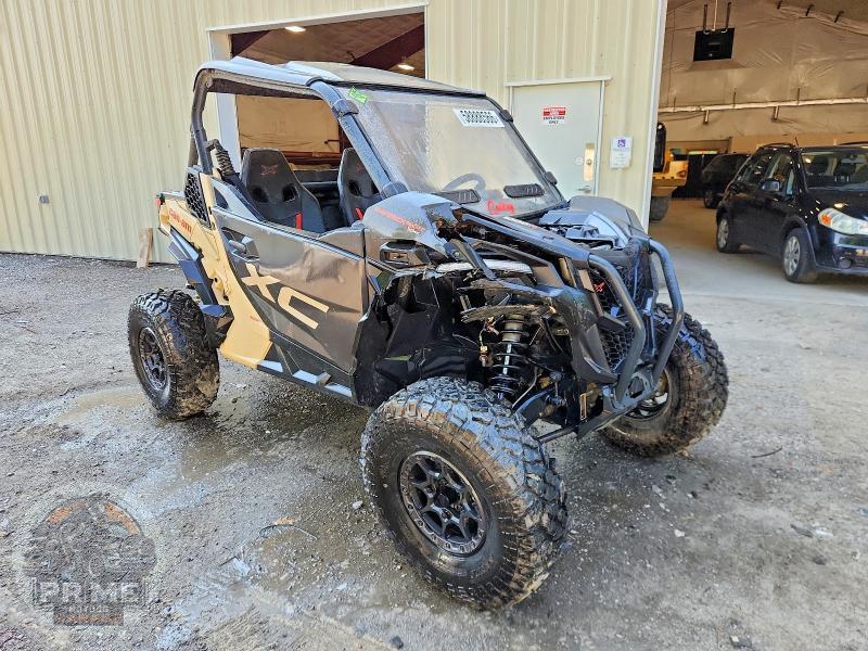 2023 CAN-AM MAVERICK