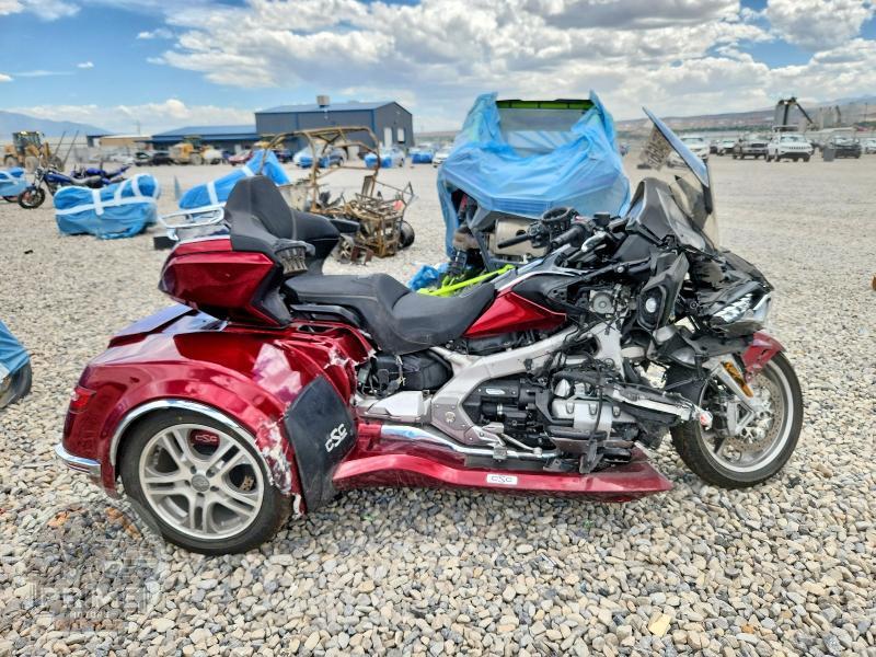 2021 HONDA GL1800