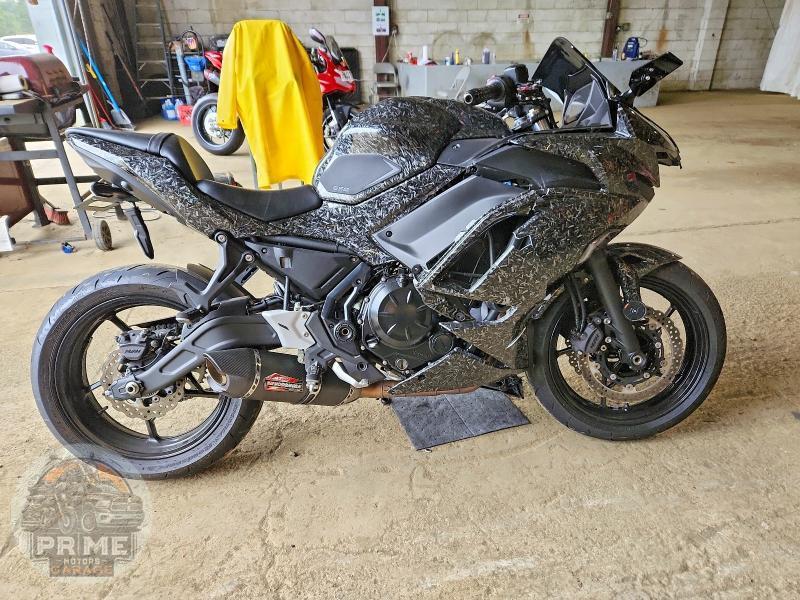 2025 KAWASAKI EX650