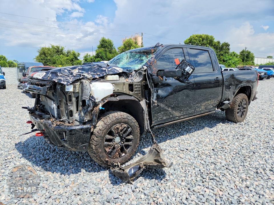 2025 CHEVROLET SILVERADO