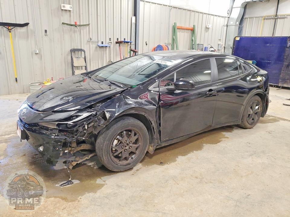 2025 TOYOTA PRIUS