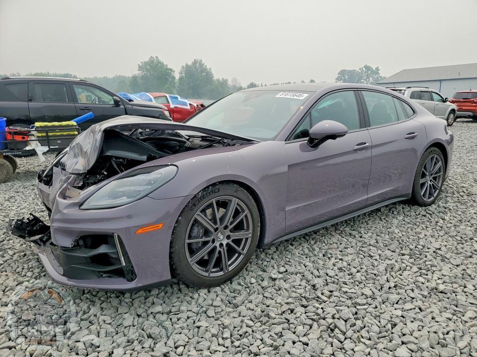 2025 PORSCHE PANAMERA