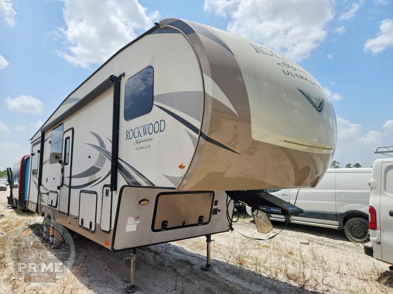 2018 FOREST RIVER ROCKWOOD