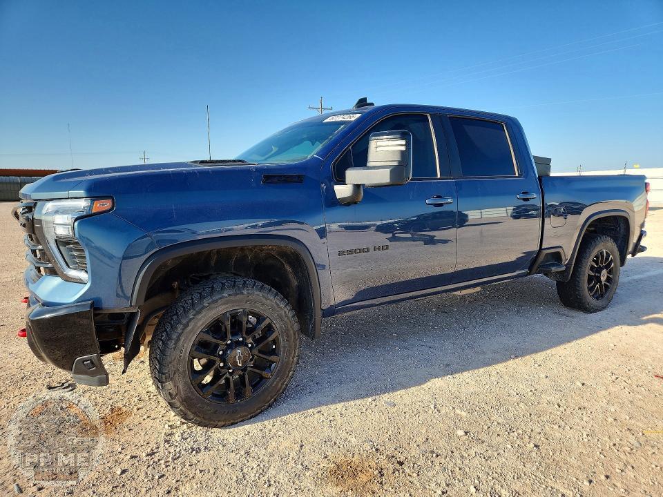 2025 CHEVROLET SILVERADO