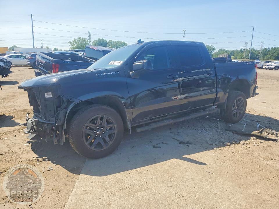 2025 CHEVROLET SILVERADO