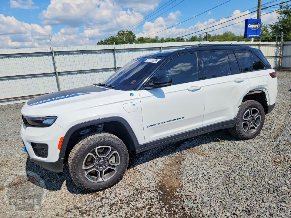 2023 JEEP GRAND CHEROKEE