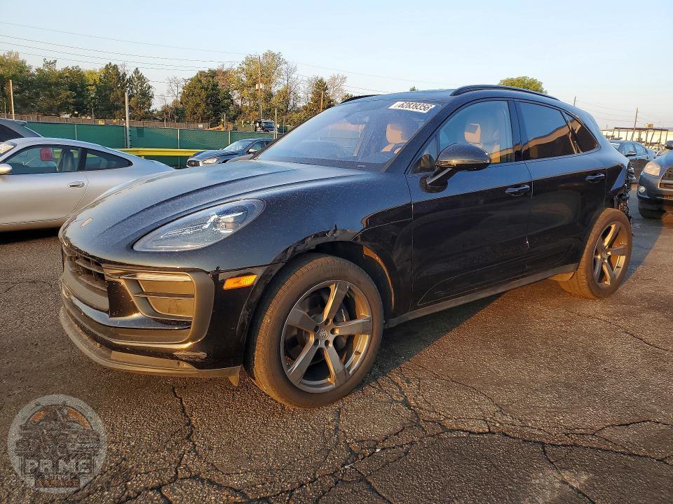 2024 PORSCHE MACAN