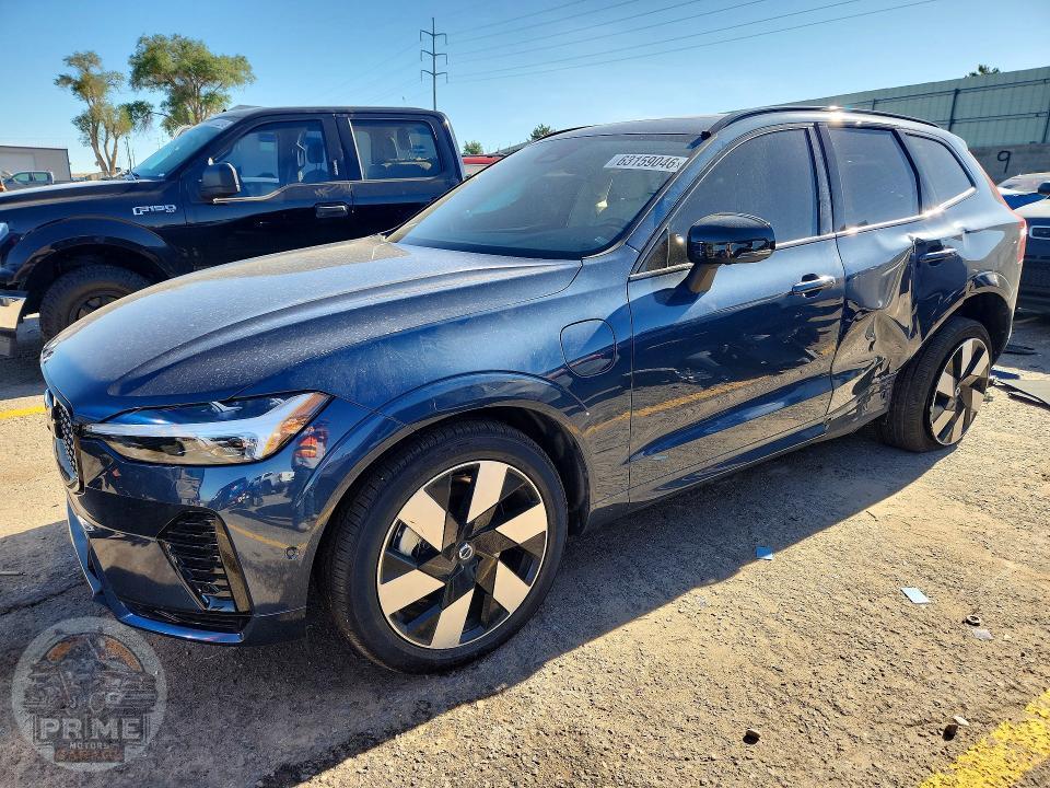 2024 VOLVO XC60
