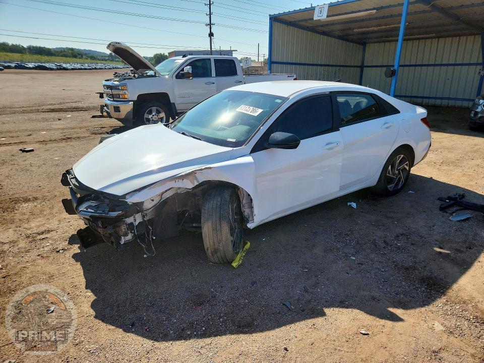 2025 HYUNDAI ELANTRA