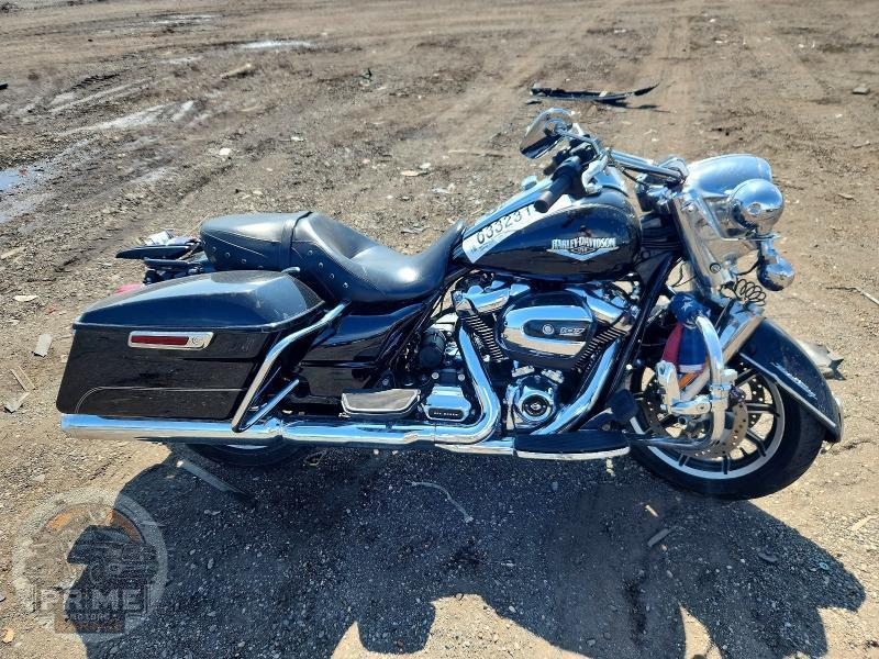 2017 HARLEY-DAVIDSON FLHR (ROAD KING)