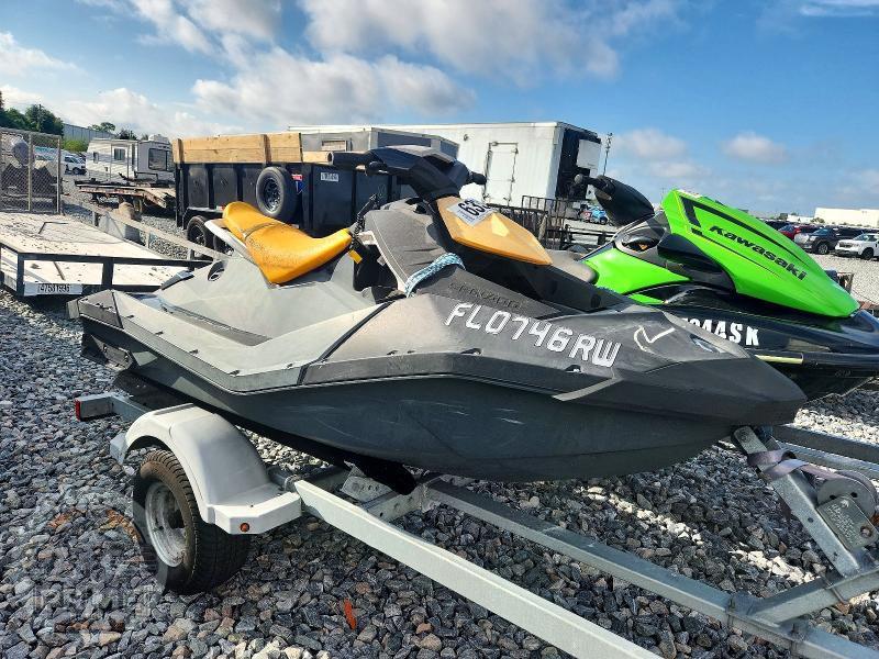 2018 SEA-DOO SPARK