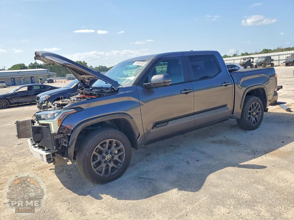 2024 TOYOTA TUNDRA